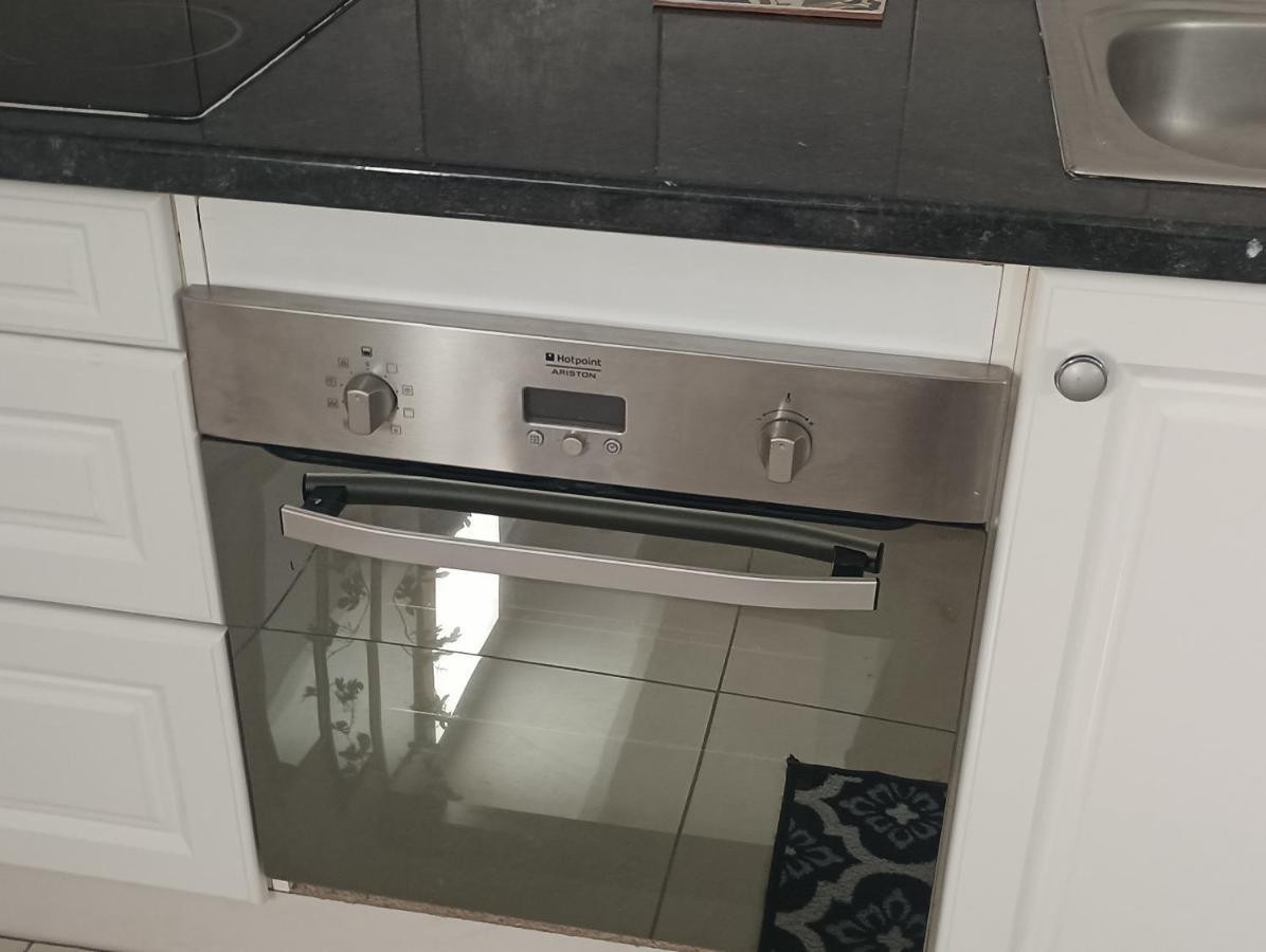 Villa 3 Appartements Entiers Avec Piscine Et Jaccuzi Et Parking Marseille Eksteriør billede