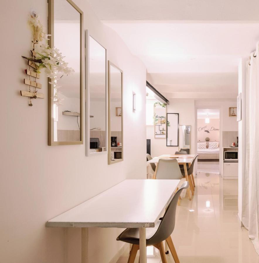 Villa 3 Appartements Entiers Avec Piscine Et Jaccuzi Et Parking Marseille Eksteriør billede